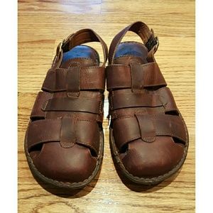 Born leather sandals